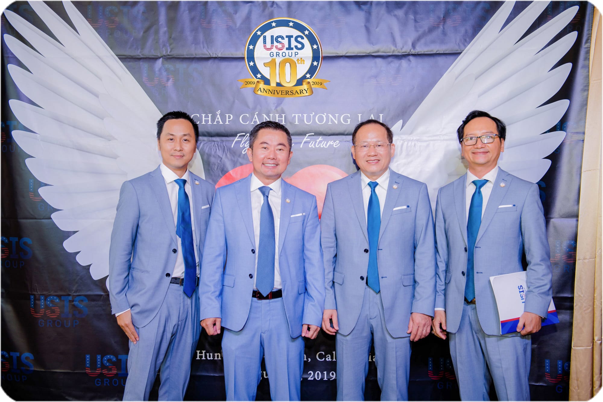 INVESTORS CLUB
